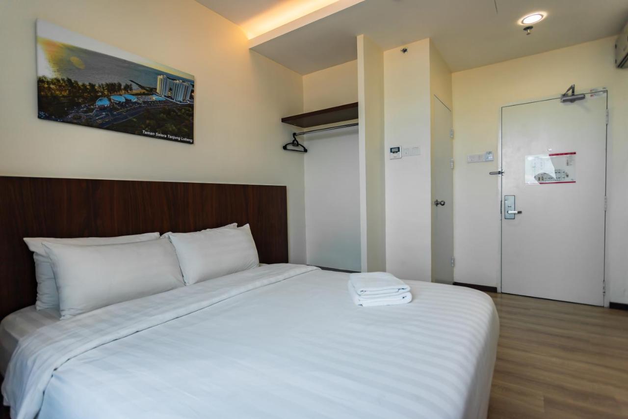 Emart Hotel Miri Exterior photo