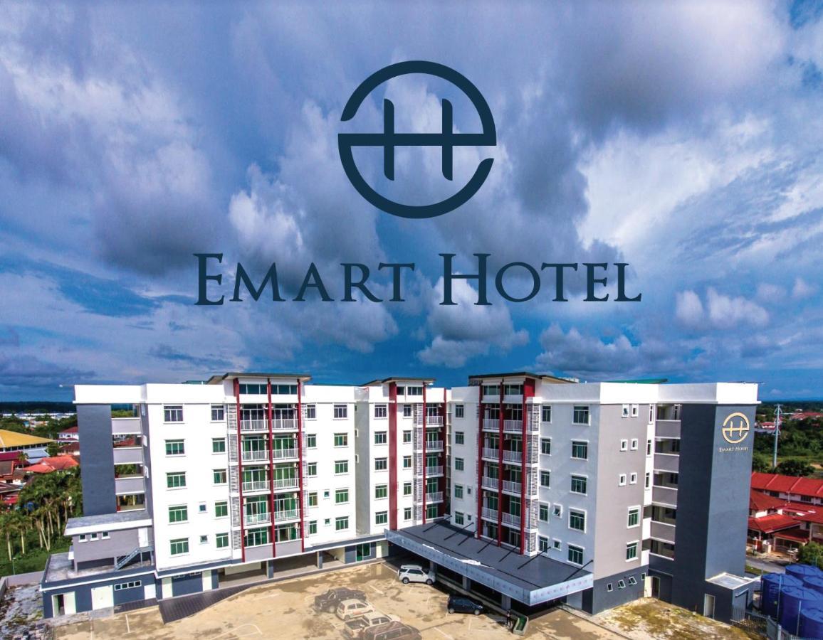 Emart Hotel Miri Exterior photo