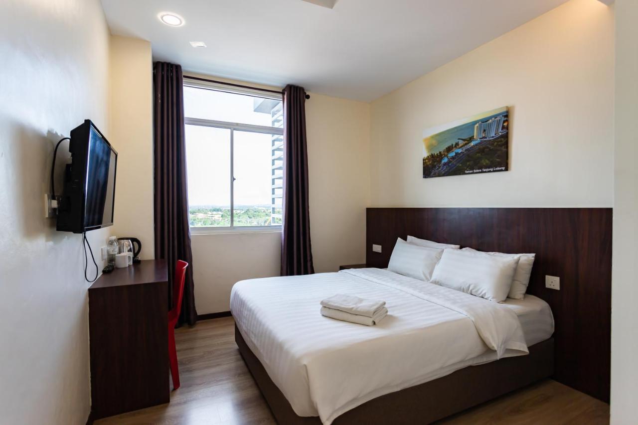 Emart Hotel Miri Exterior photo