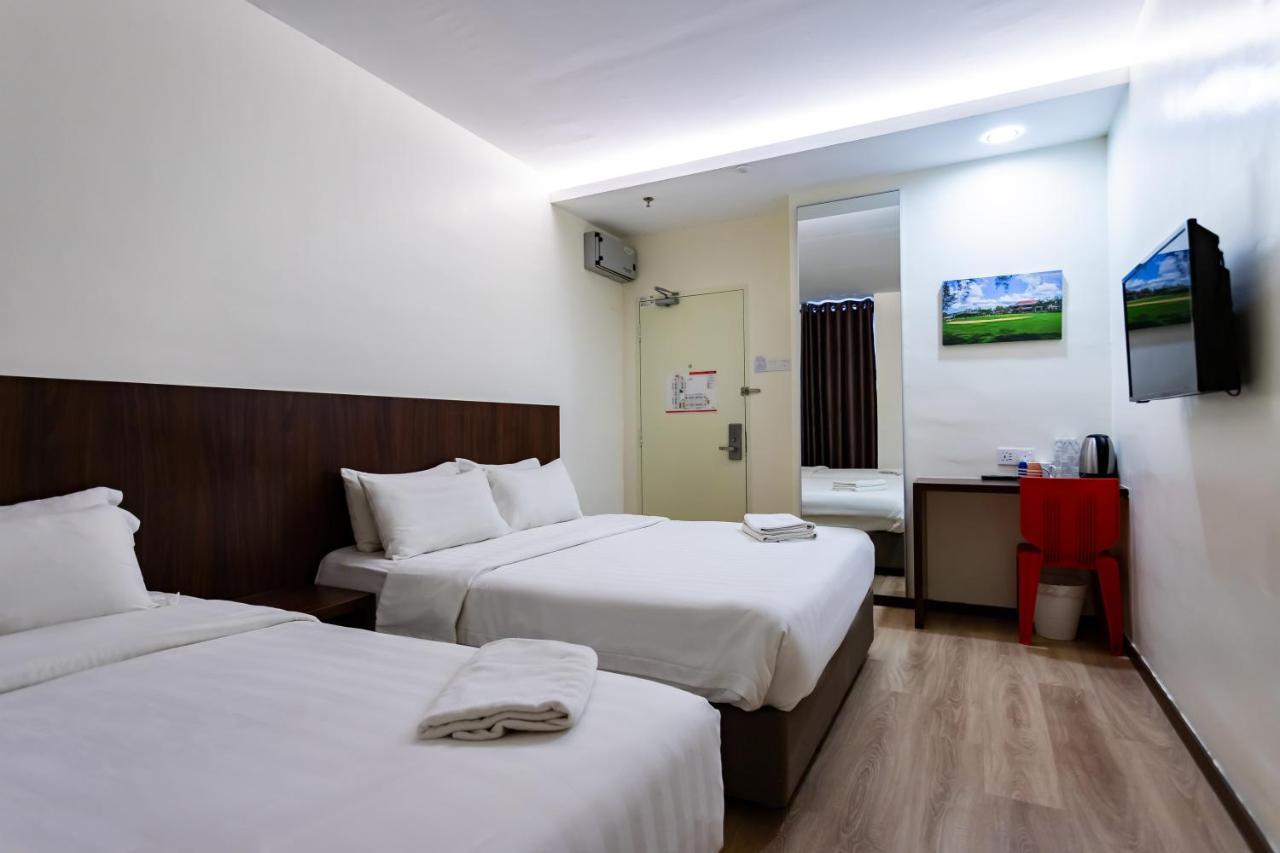 Emart Hotel Miri Exterior photo