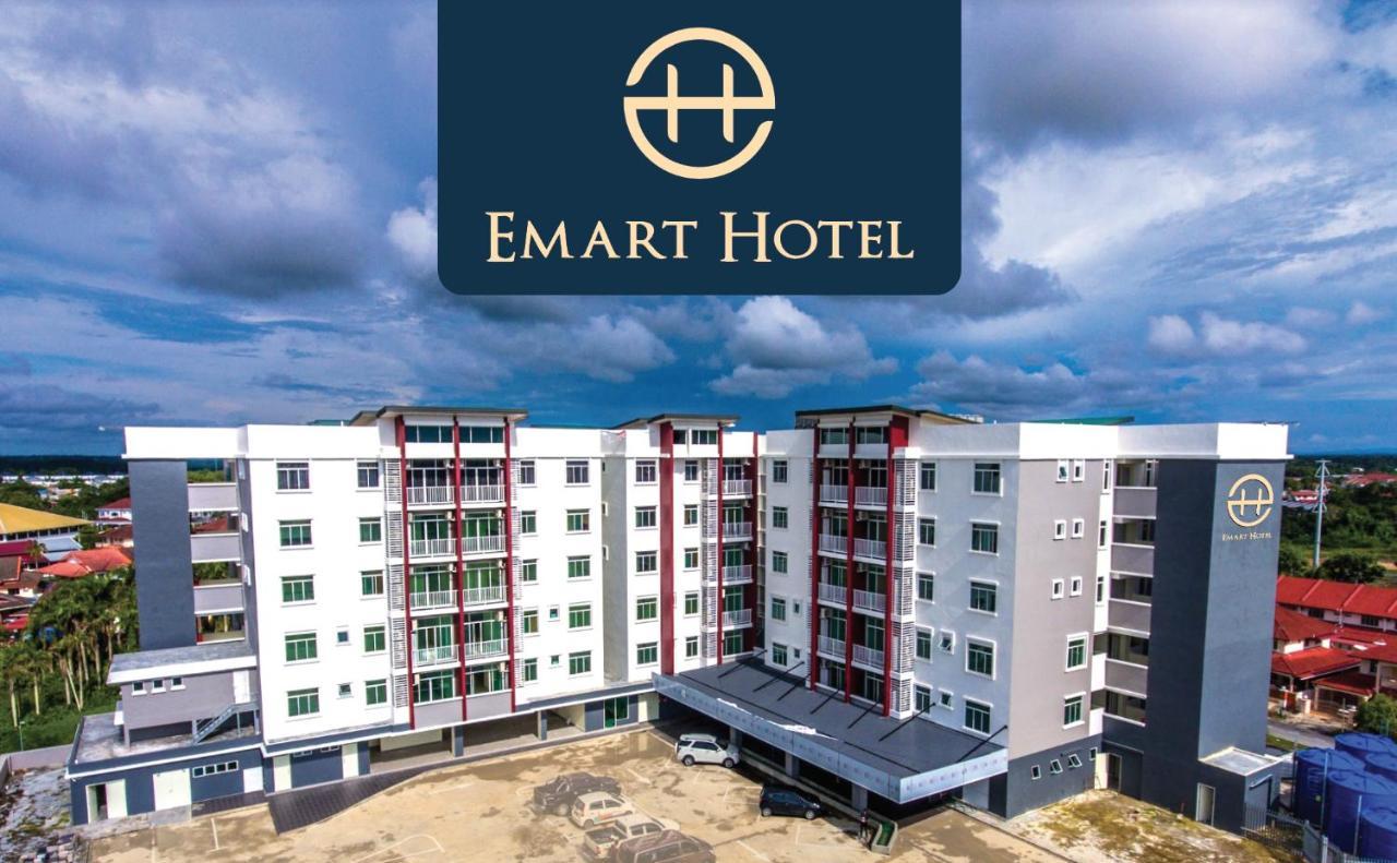 Emart Hotel Miri Exterior photo